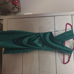 American Threads Green Ruched One Shoulder Bodycon Dress
